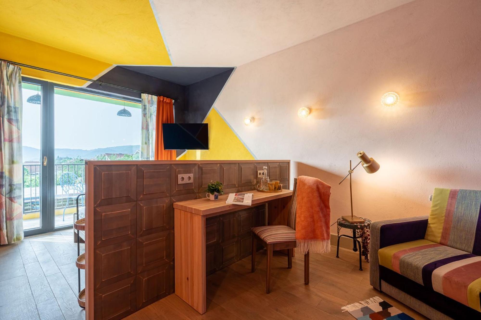 Hotel Casa Art Oreshak  Eksteriør bilde
