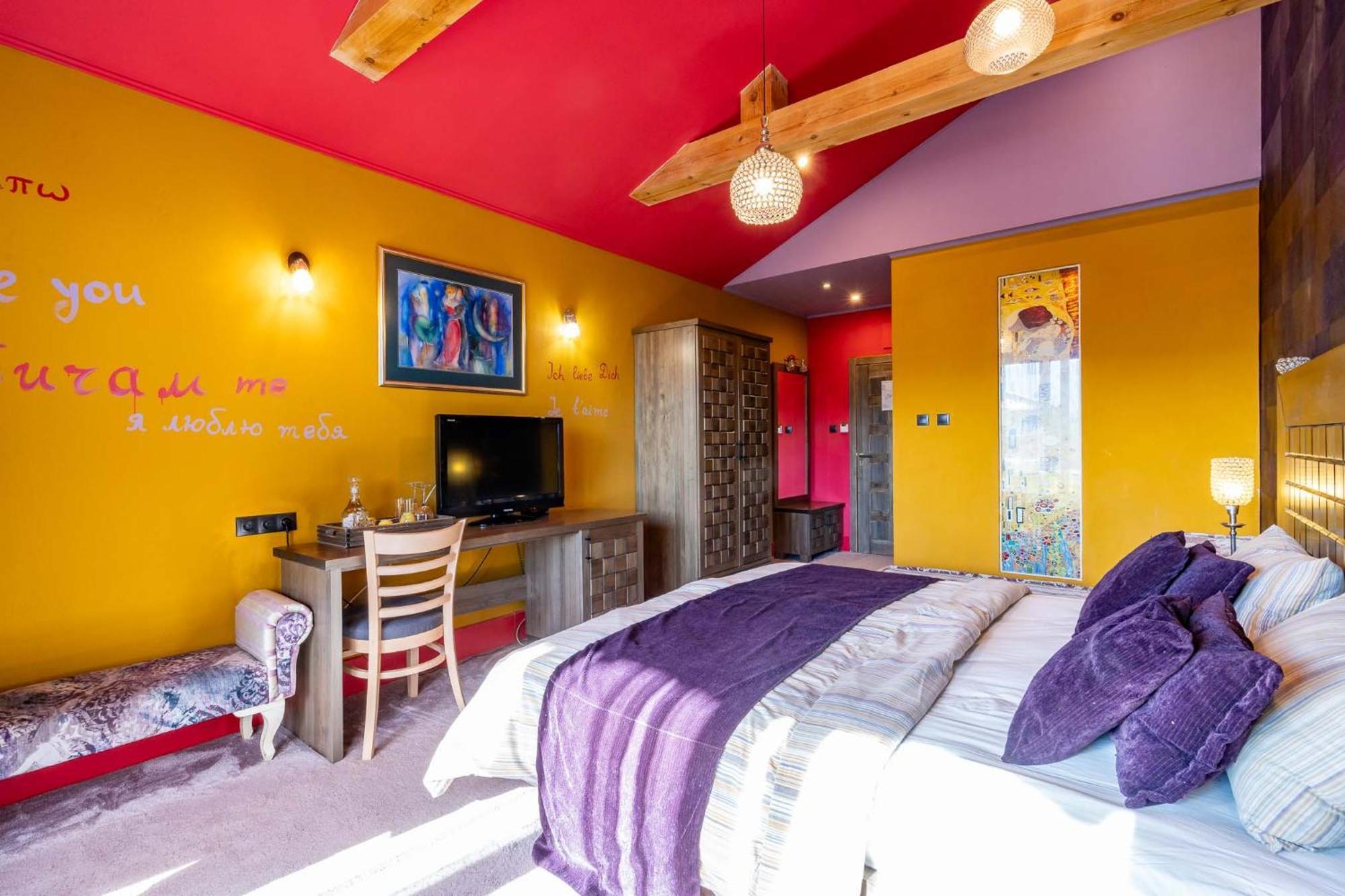 Hotel Casa Art Oreshak  Eksteriør bilde